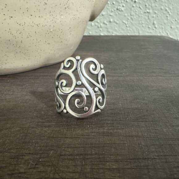 James Avery Sorrento Ring size 7, sterling silver - Picture 2 of 6